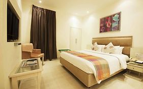 Jukaso Inn New Delhi 4*